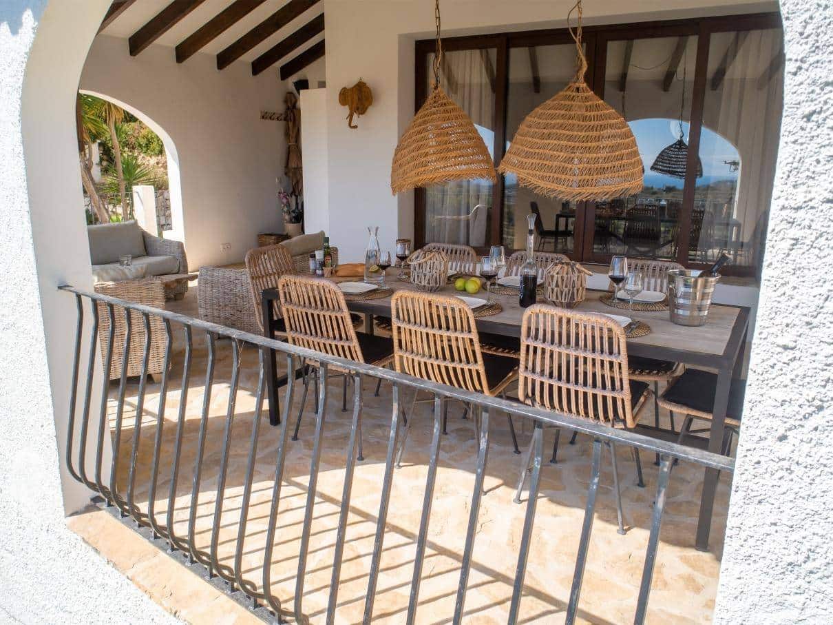 4 Zimmer Villa zu verkaufen in Benissa mit Pool Garage - 985.000 € (Ref: 10005623)