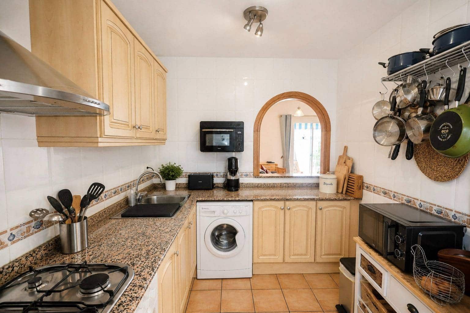 3 slaapkamer Rijtjeshuis te koop in Jalon / Xalo met zwembad - € 280.000 (Ref: 10041141)