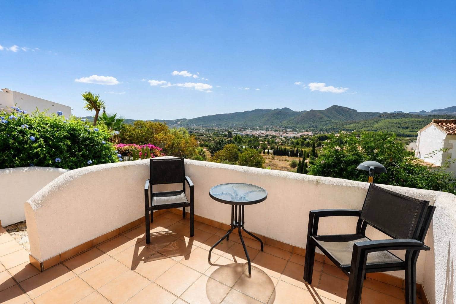 3 bedroom Terraced Villa for sale in Jalon / Xalo with pool - € 280,000 (Ref: 10041141)