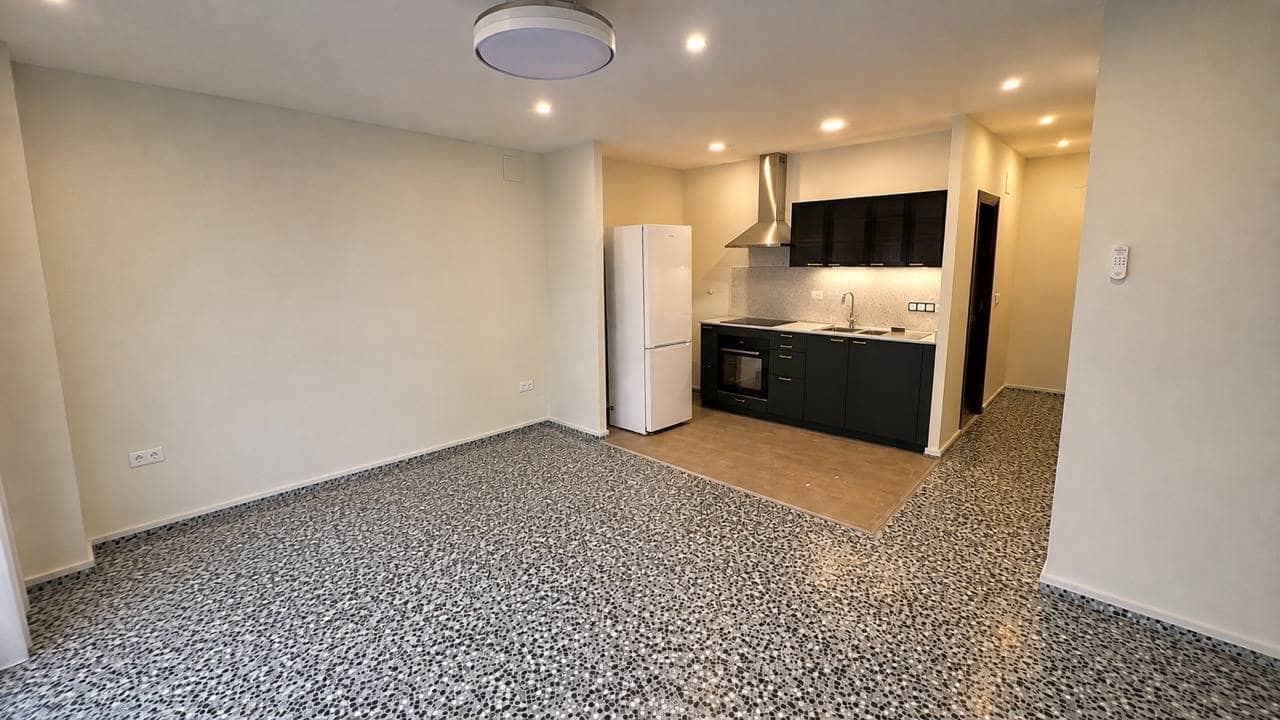 3 sypialnia Mieszkanie do wynajęcia w Alcalali / Alcanali - 650 € (Ref: 10049271)