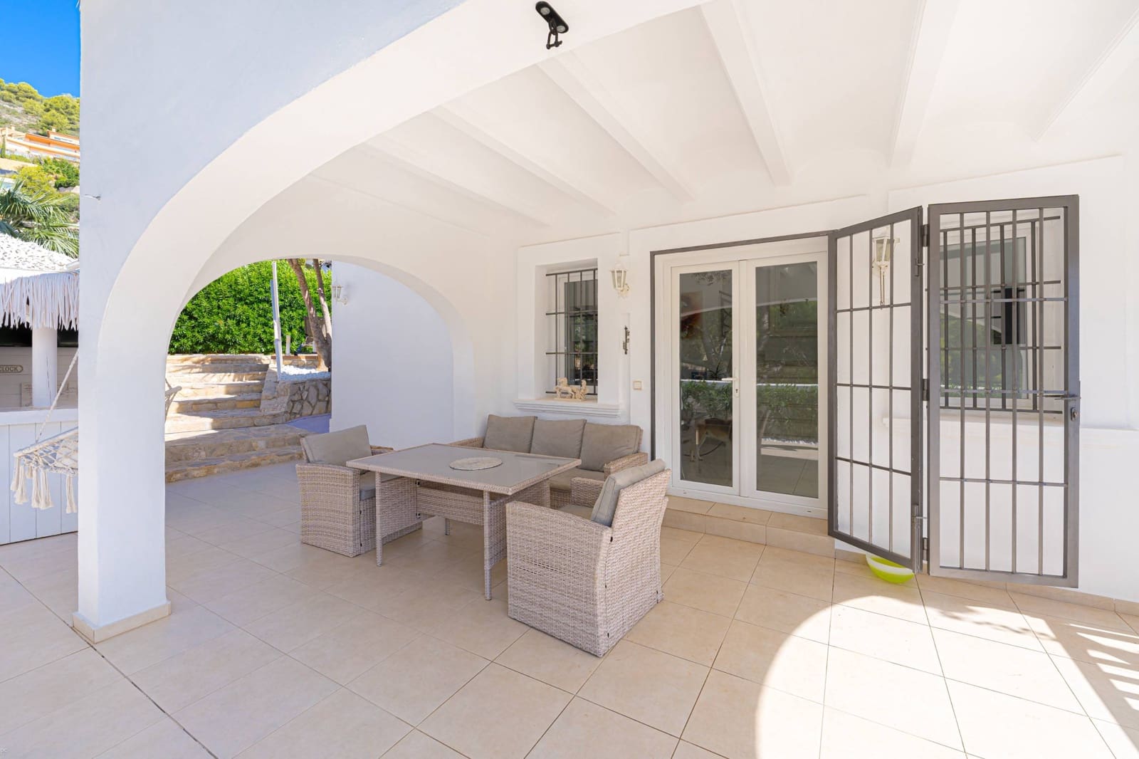 Chalet de 3 habitaciones en Javea / Xàbia en venta con piscina garaje - 1.125.000 € (Ref: 10067935)