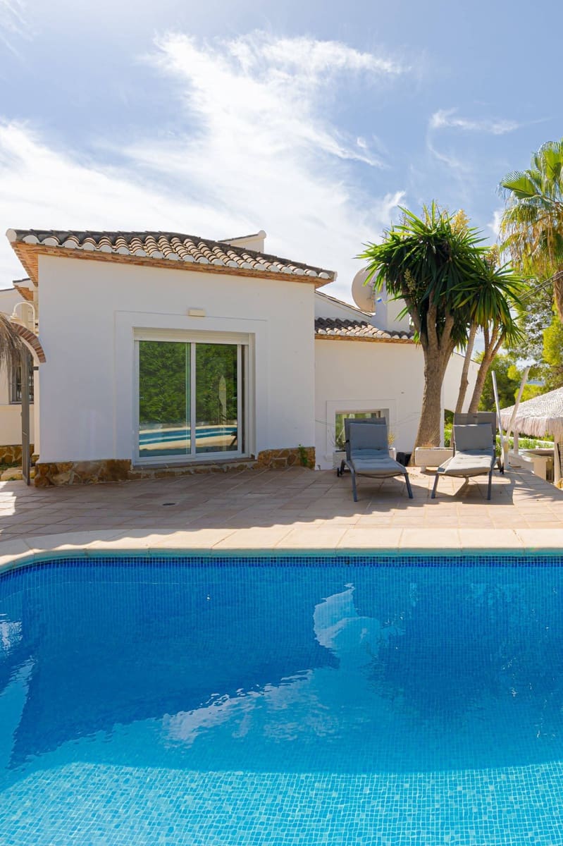 Chalet de 3 habitaciones en Javea / Xàbia en venta con piscina garaje - 1.125.000 € (Ref: 10067935)