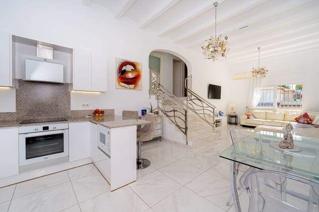 Chalet de 3 habitaciones en Javea / Xàbia en venta con piscina garaje - 1.125.000 € (Ref: 10067935)