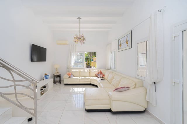 Chalet de 3 habitaciones en Javea / Xàbia en venta con piscina garaje - 1.125.000 € (Ref: 10067935)