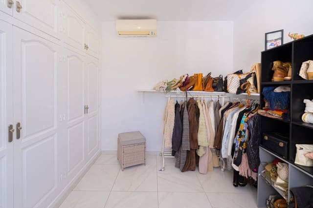 Chalet de 3 habitaciones en Javea / Xàbia en venta con piscina garaje - 1.125.000 € (Ref: 10067935)