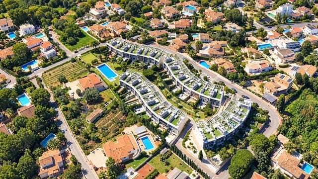 3 sypialnia Dom szeregowy na sprzedaż w Dénia z basenem garażem - 585 000 € (Ref: 10102613)