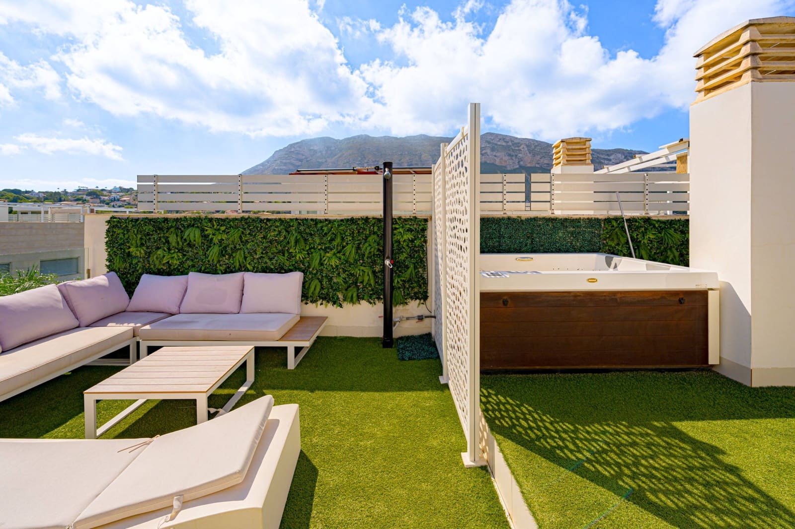 3 sypialnia Dom szeregowy na sprzedaż w Denia z basenem garażem - 585 000 € (Ref: 10102613)