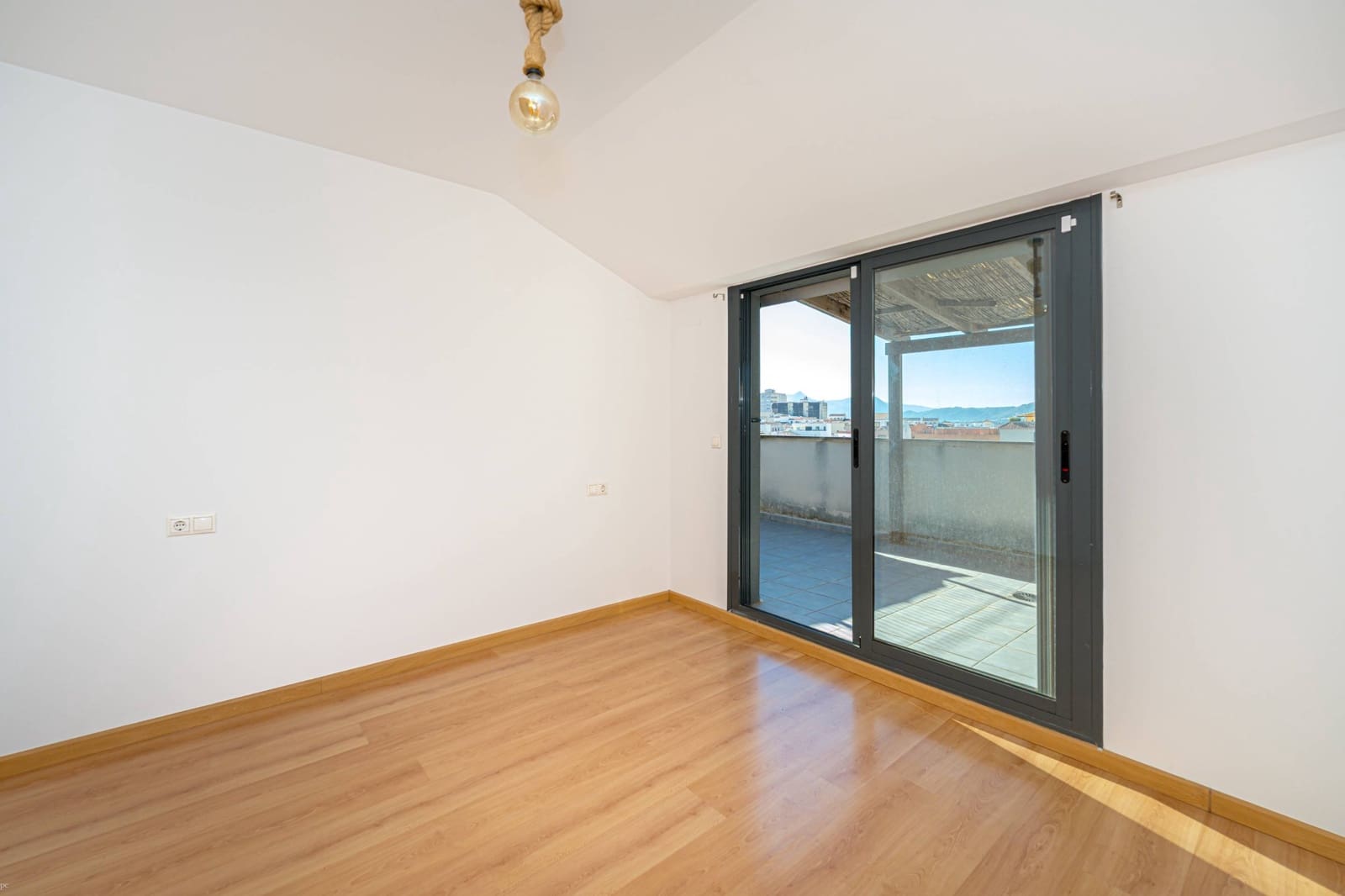 4 sovrum Takvåning till salu i Pedreguer med pool garage - 265 000 € (Ref: 10120192)