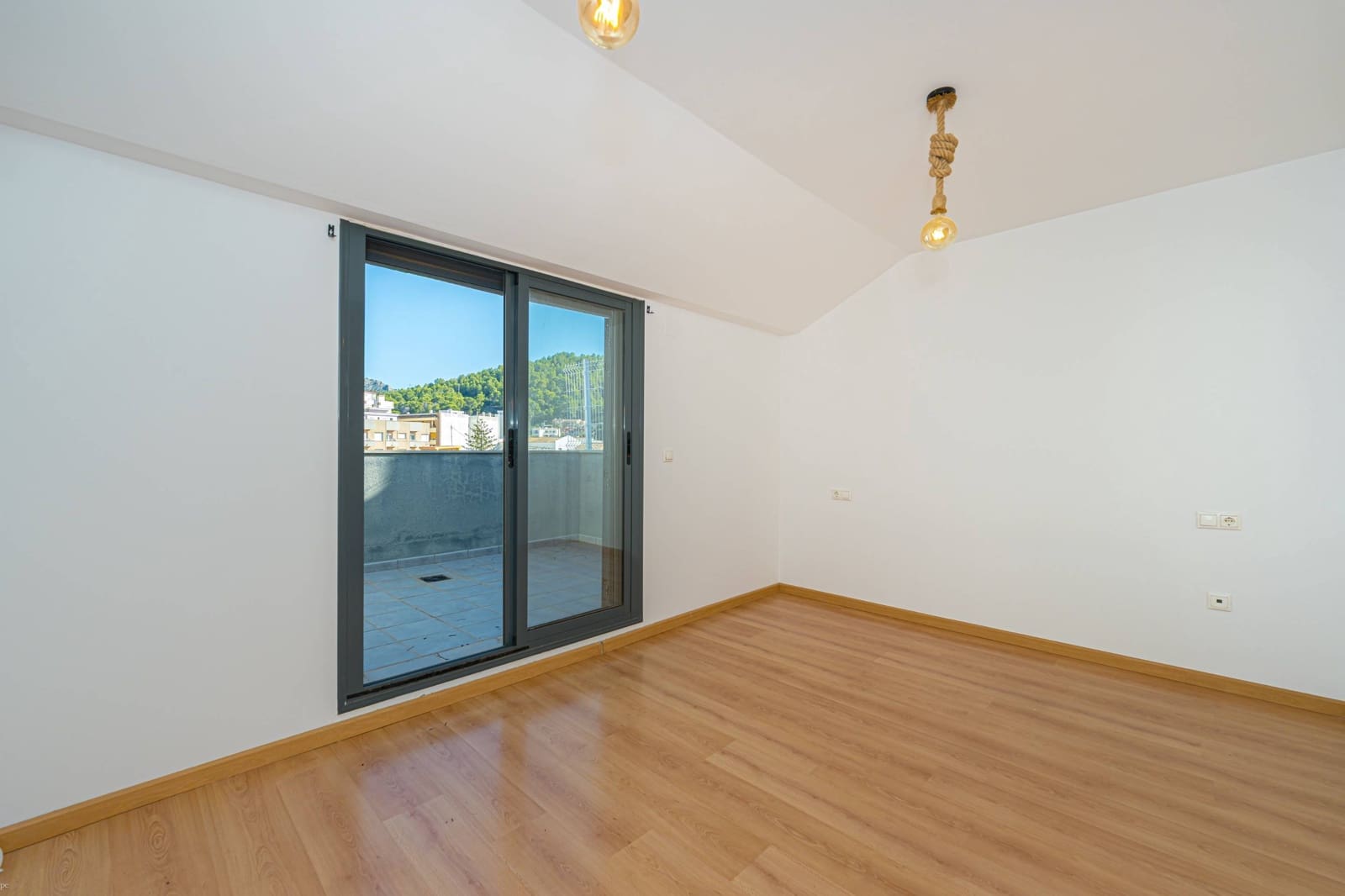 4 sovrum Takvåning till salu i Pedreguer med pool garage - 265 000 € (Ref: 10120192)