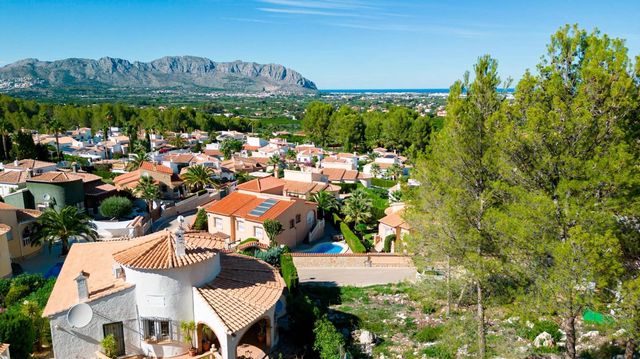 3 soveværelse Villa til salg i Monte Solana, Pedreguer med swimmingpool garage - € 665.000 (Ref: 10129474)