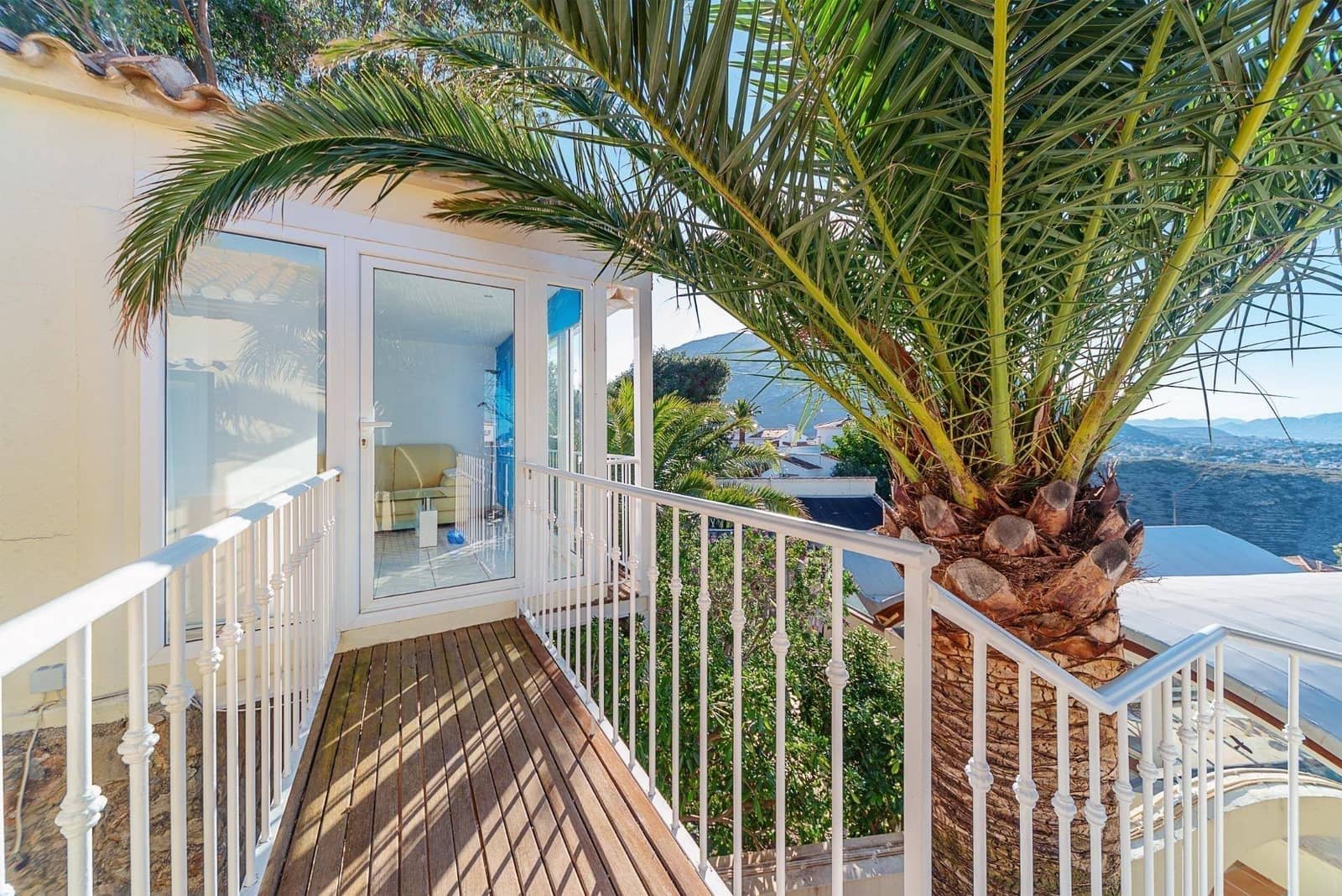 Chalet de 6 habitaciones en Dénia en venta con piscina garaje - 1.340.000 € (Ref: 10136059)
