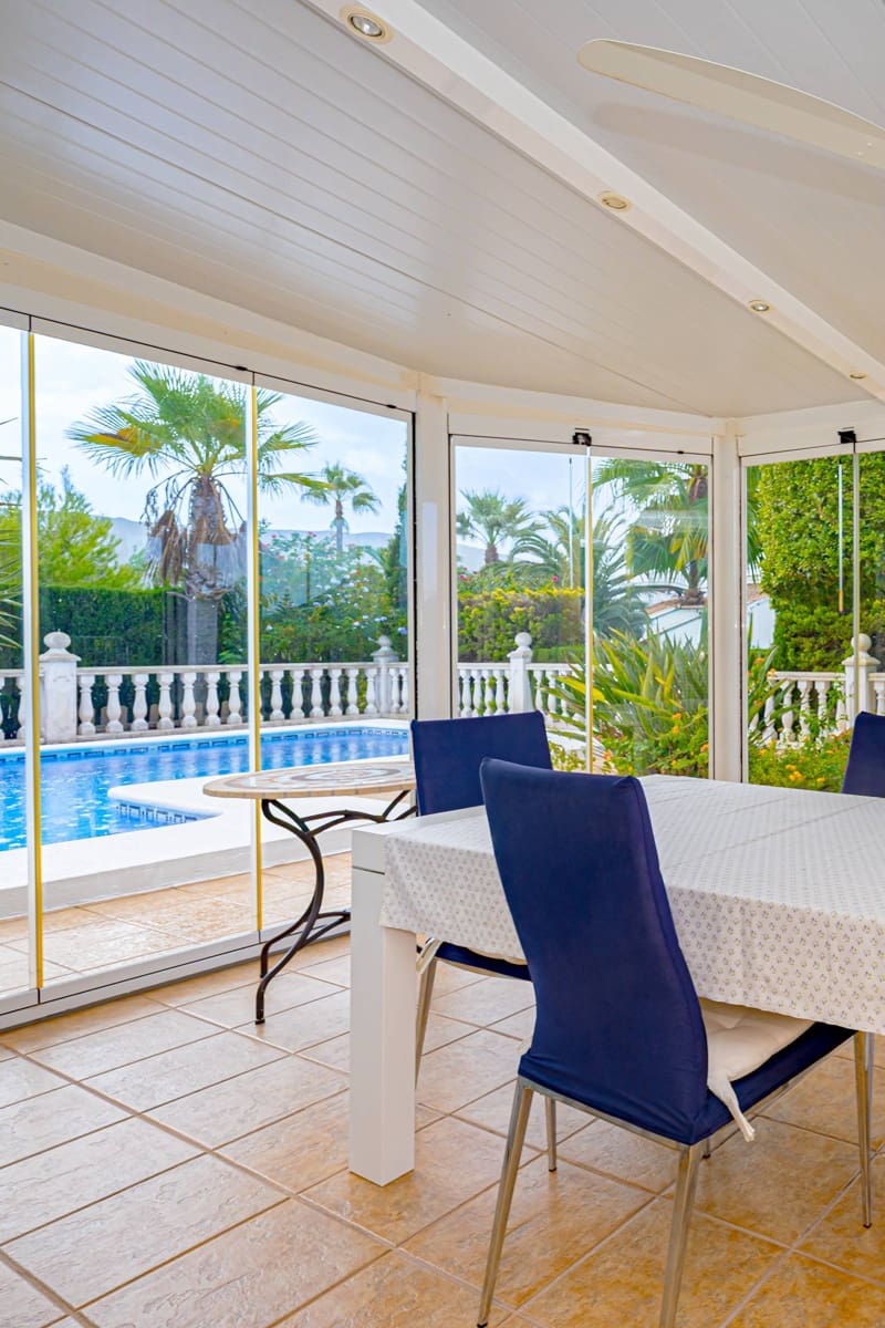 3 chambre Villa/Maison à vendre à Javea / Xabia avec piscine - 750 000 € (Ref: 10147124)