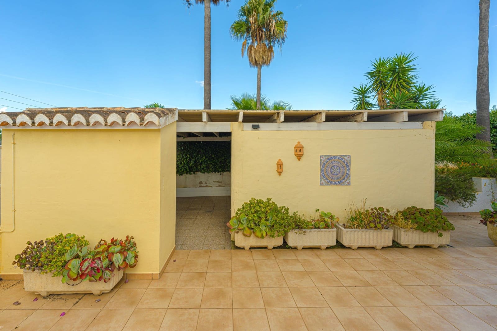 3 chambre Villa/Maison à vendre à Javea / Xabia avec piscine - 750 000 € (Ref: 10147124)