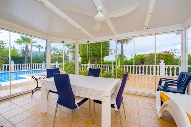 3 soveværelse Villa til salg i Javea / Xàbia med swimmingpool - € 750.000 (Ref: 10147124)