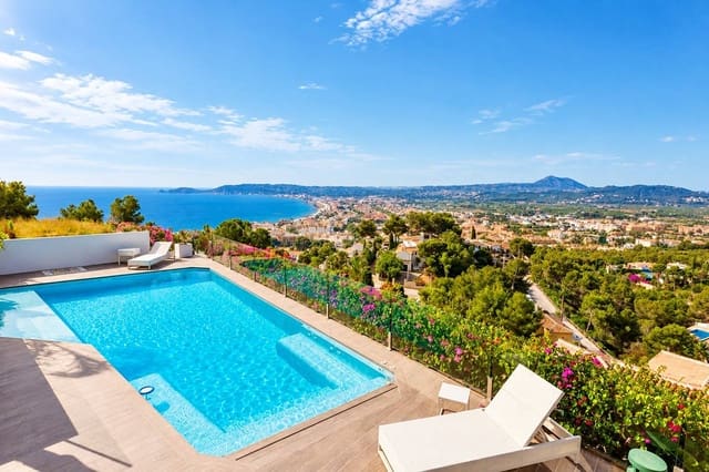 4 soveværelse Villa til salg i Javea / Xàbia med swimmingpool garage - € 2.750.000 (Ref: 10155285)