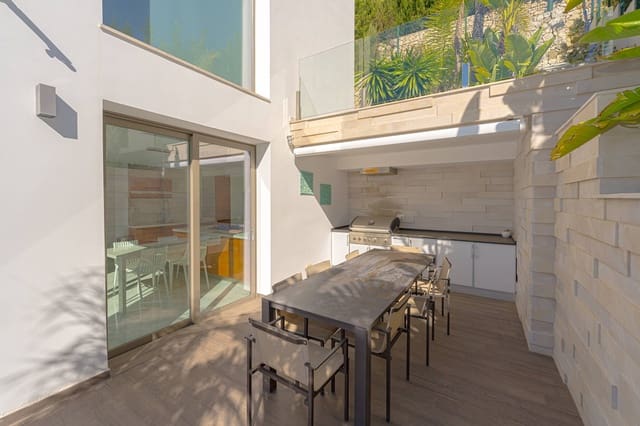 4 sypialnia Willa na sprzedaż w Javea / Xàbia z basenem garażem - 2 395 000 € (Ref: 10155285)