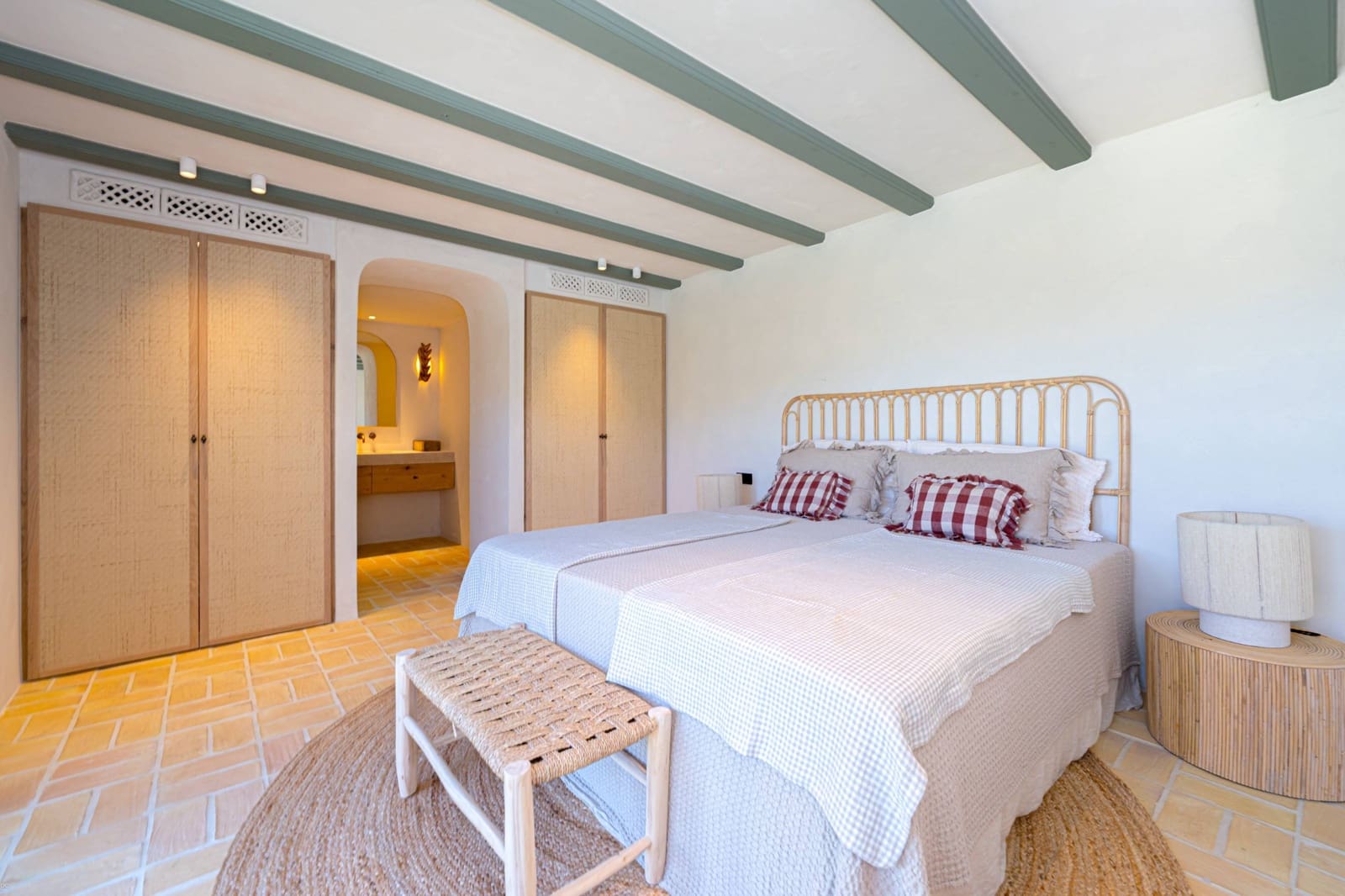 4 bedroom Villa for sale in Javea / Xabia with pool - € 2,300,000 (Ref: 10157911)