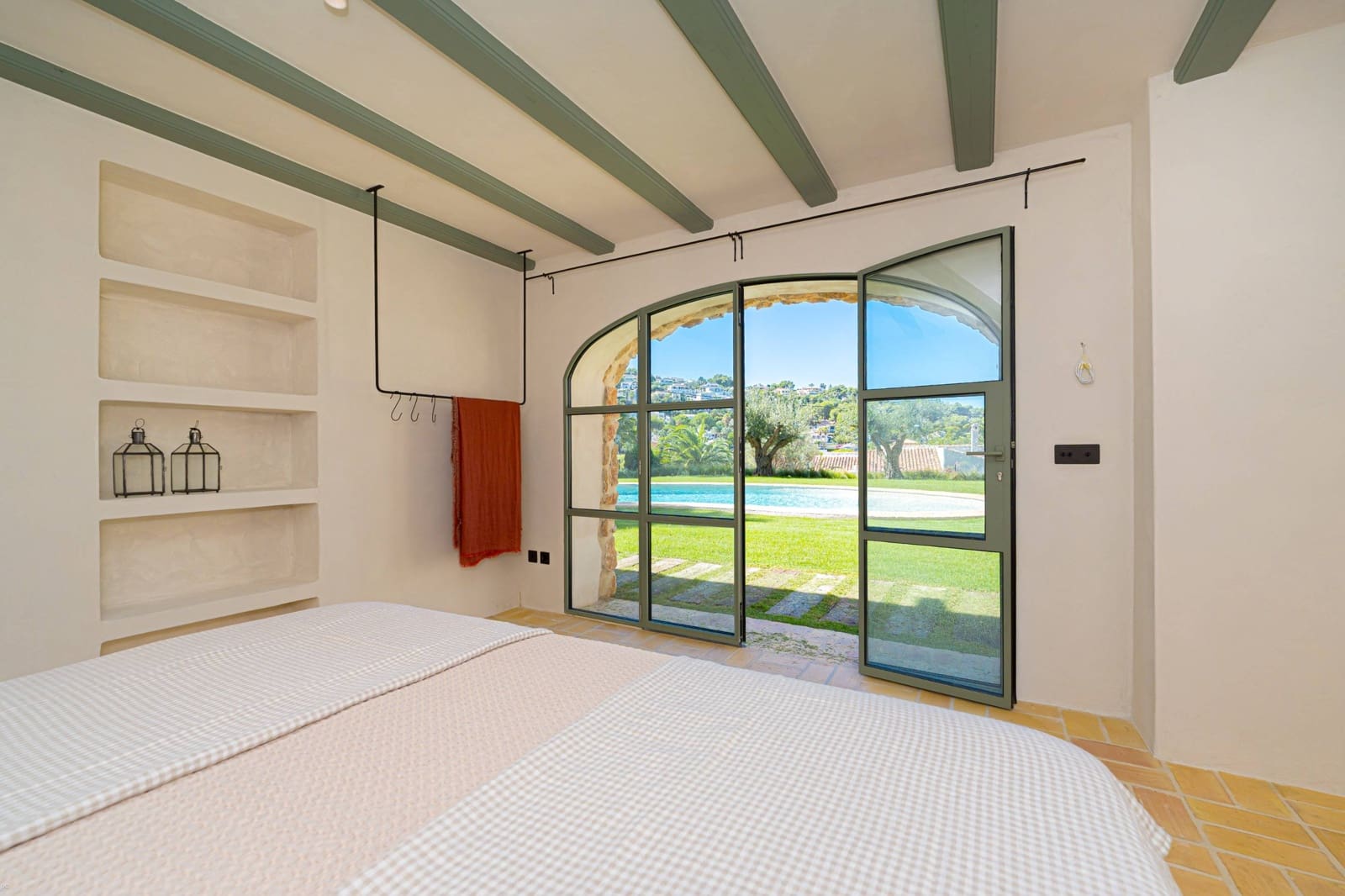 4 bedroom Villa for sale in Javea / Xabia with pool - € 2,300,000 (Ref: 10157911)
