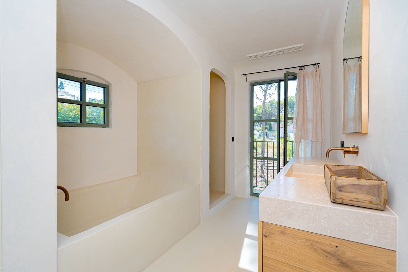 4 bedroom Villa for sale in Javea / Xabia with pool - € 2,300,000 (Ref: 10157911)