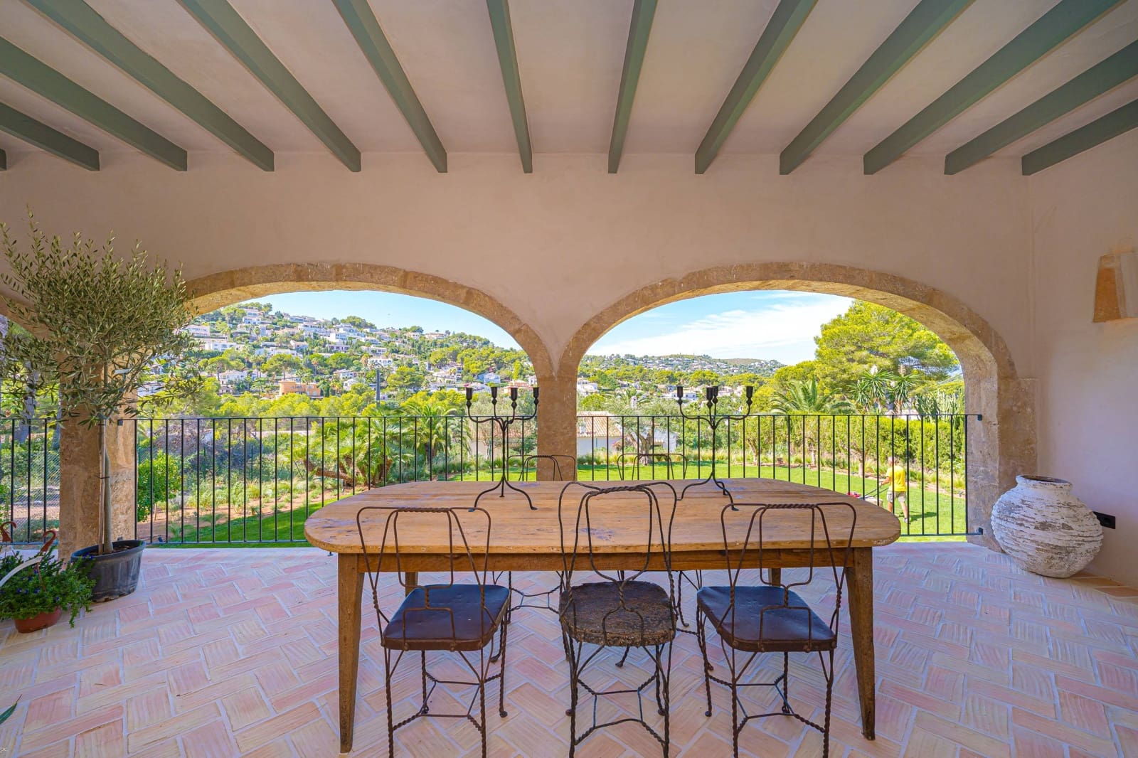 4 bedroom Villa for sale in Javea / Xabia with pool - € 2,300,000 (Ref: 10157911)