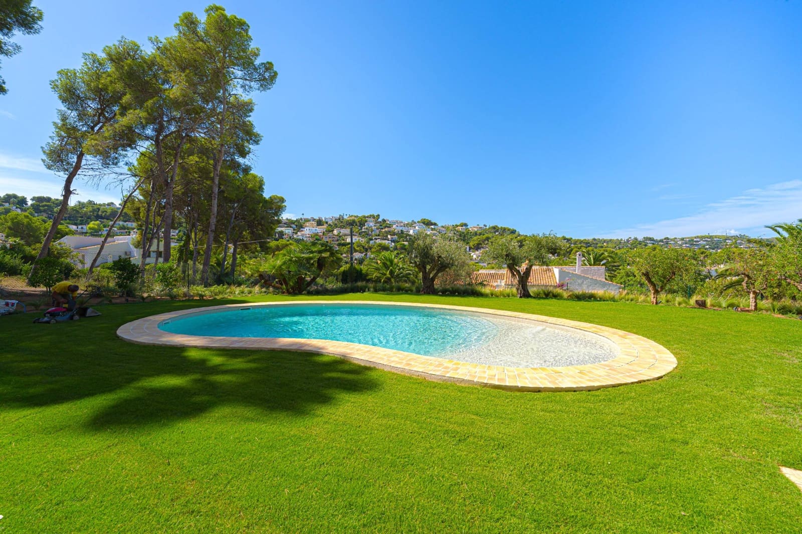 4 bedroom Villa for sale in Javea / Xabia with pool - € 2,300,000 (Ref: 10157911)