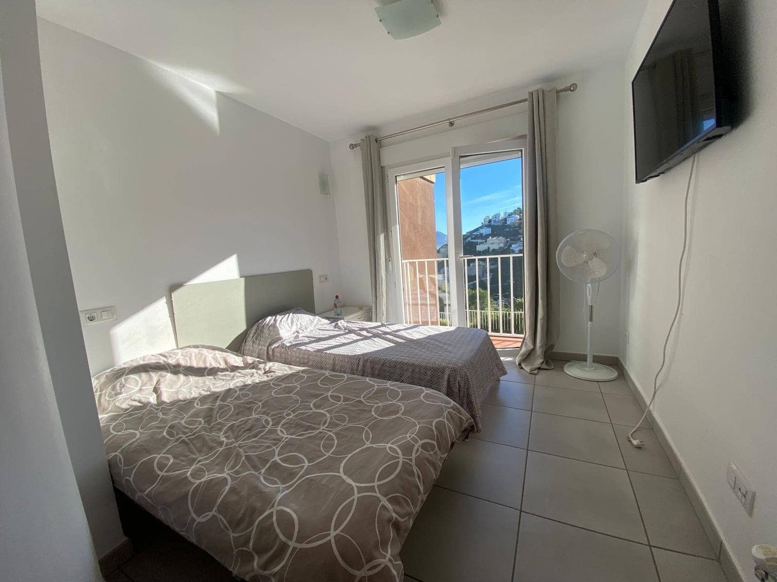 2 soverom Rekkehus til salgs i Monte Solana med svømmebasseng garasje - € 275 000 (Ref: 10177162)