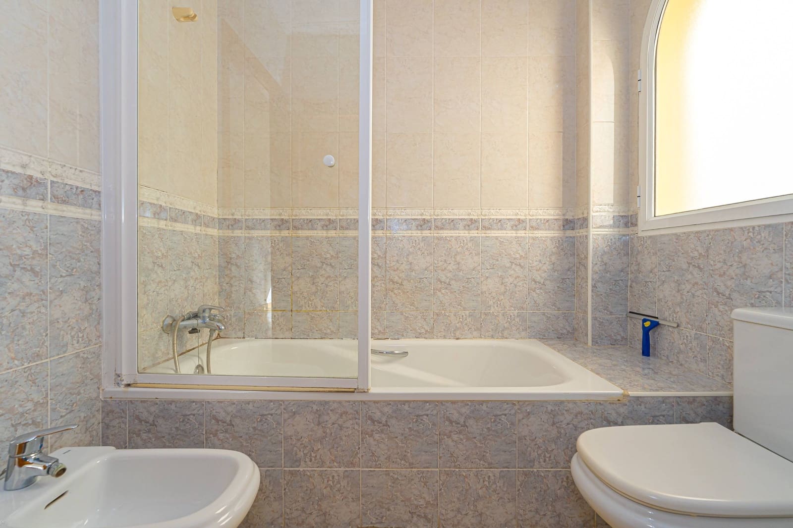 Chalet de 2 habitaciones en Benitachell / Benitatxell en venta con piscina garaje - 325.000 € (Ref: 10183132)
