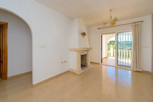 Chalet de 2 habitaciones en Benitachell / Benitatxell en venta con piscina garaje - 325.000 € (Ref: 10183132)