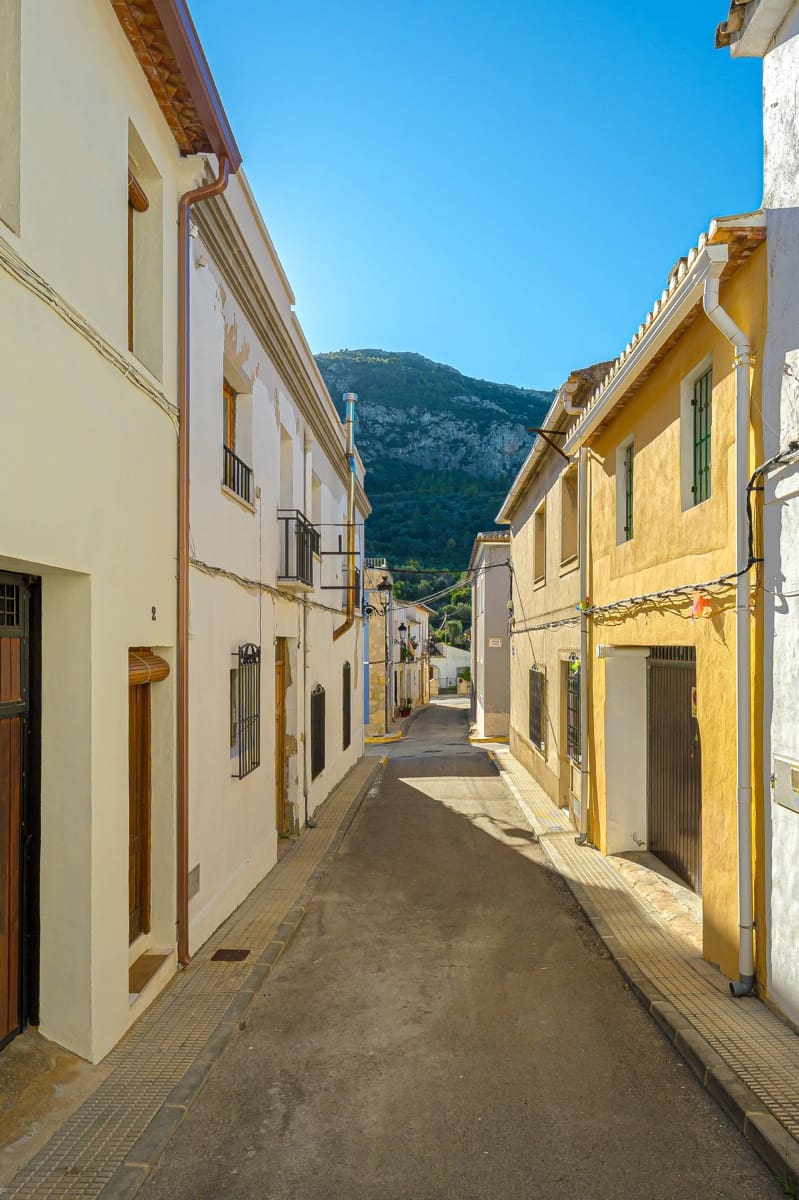 3 soverom Rekkehus til salgs i Llosa de Camacho - € 210 000 (Ref: 10183133)