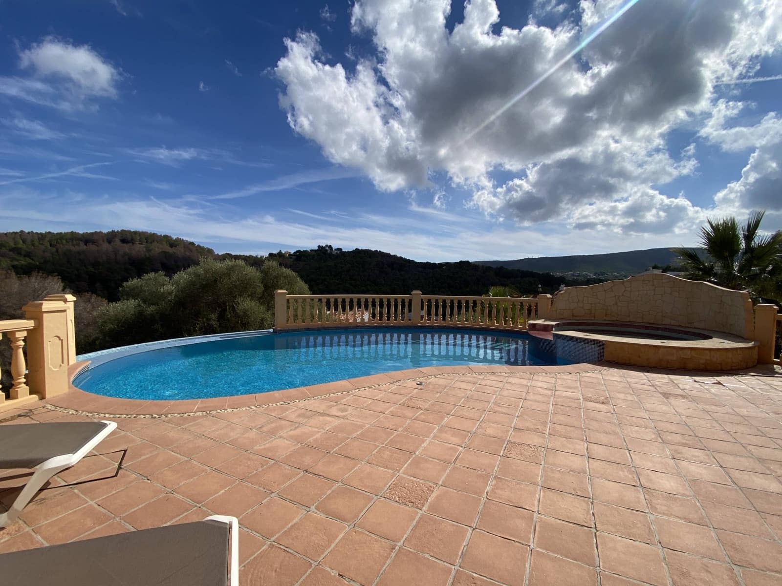 3 soveværelse Villa til salg i Javea / Xabia med swimmingpool - € 750.000 (Ref: 3170133)