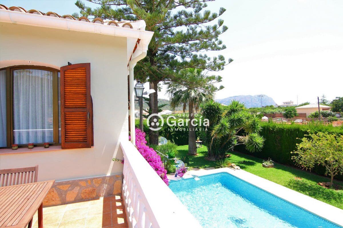 8 sypialnia Willa na sprzedaż w Pedreguer z basenem - 585 000 € (Ref: 4029246)