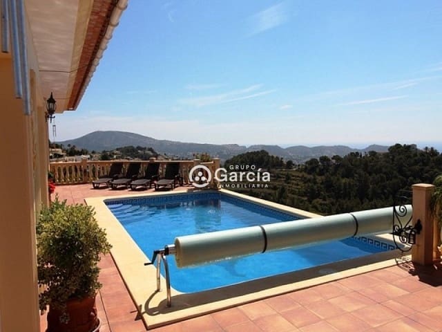 4 sypialnia Willa na sprzedaż w Moraira, Teulada-Moraira z basenem garażem - 1 550 000 € (Ref: 4914789)