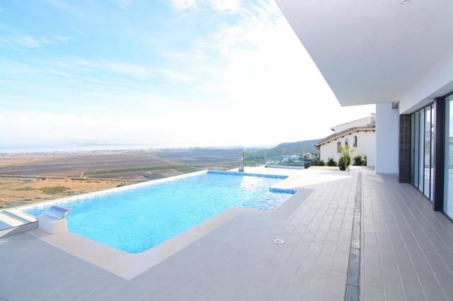 4 bedroom Villa for sale in Monte Solana, Pedreguer with pool - € 699,000 (Ref: 4967063)
