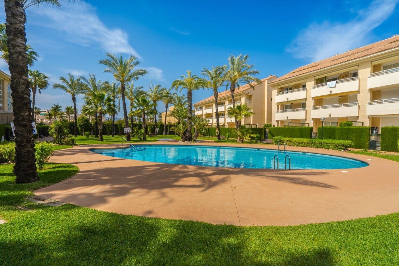 3 soveværelse Lejlighed til leje i Arenal med swimmingpool - € 1.800 (Ref: 5573366)