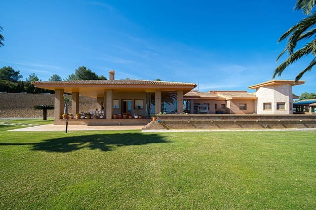 5 bedroom Villa for sale in Cometa - Carrió, Calpe / Calp with pool garage - € 2,200,000 (Ref: 6771849)