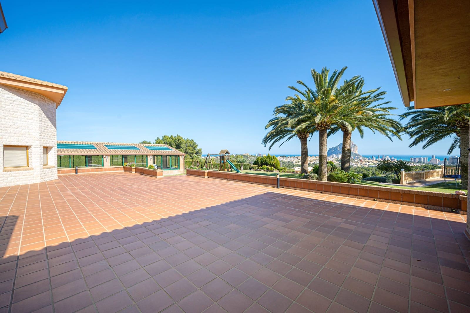 5 quarto Moradia para venda em Calpe / Calp com piscina garagem - 2 200 000 € (Ref: 6771849)