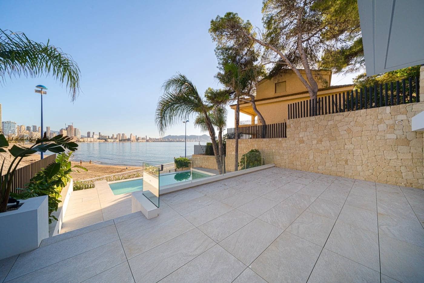 3 quarto Apartamento para venda em Benidorm com piscina garagem - 1 650 000 € (Ref: 6995355)