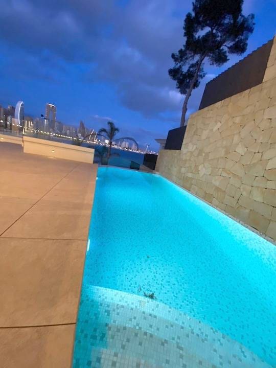 3 soverom Leilighet til salgs i Benidorm med svømmebasseng garasje - € 1 650 000 (Ref: 6995355)