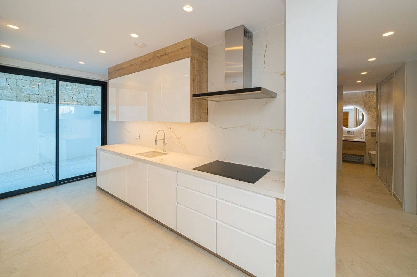 3 soverom Leilighet til salgs i Benidorm med svømmebasseng garasje - € 1 650 000 (Ref: 6995355)