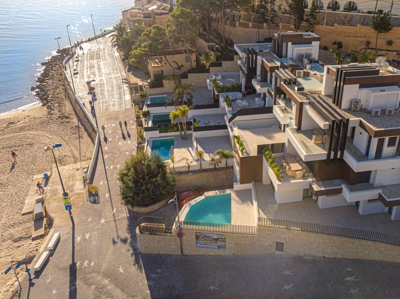 3 soverom Leilighet til salgs i Benidorm med svømmebasseng garasje - € 1 650 000 (Ref: 6995355)