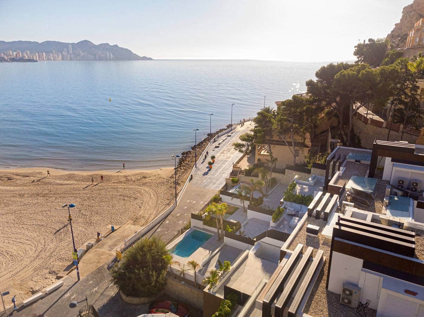 3 soverom Leilighet til salgs i Benidorm med svømmebasseng garasje - € 1 650 000 (Ref: 6995355)