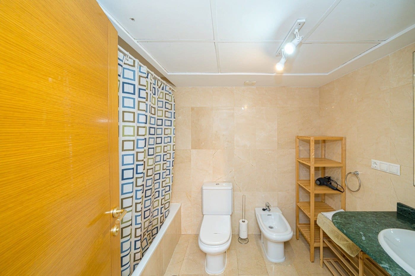 2 sypialnia Apartament na sprzedaż w Arenal z basenem garażem - 399 000 € (Ref: 7131327)