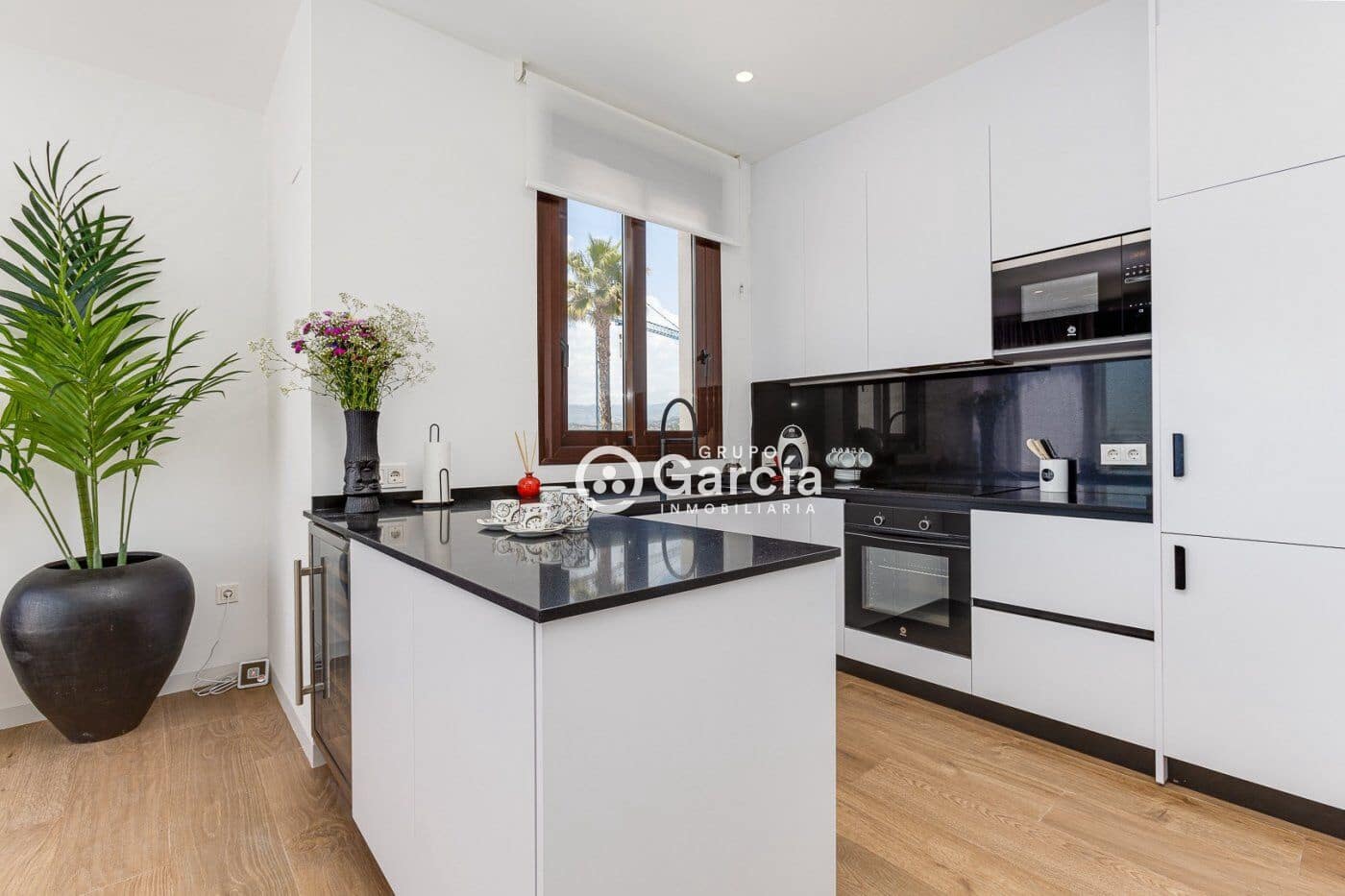 2 soveværelse Villa til salg i Finestrat med swimmingpool - € 630.000 (Ref: 7292745)