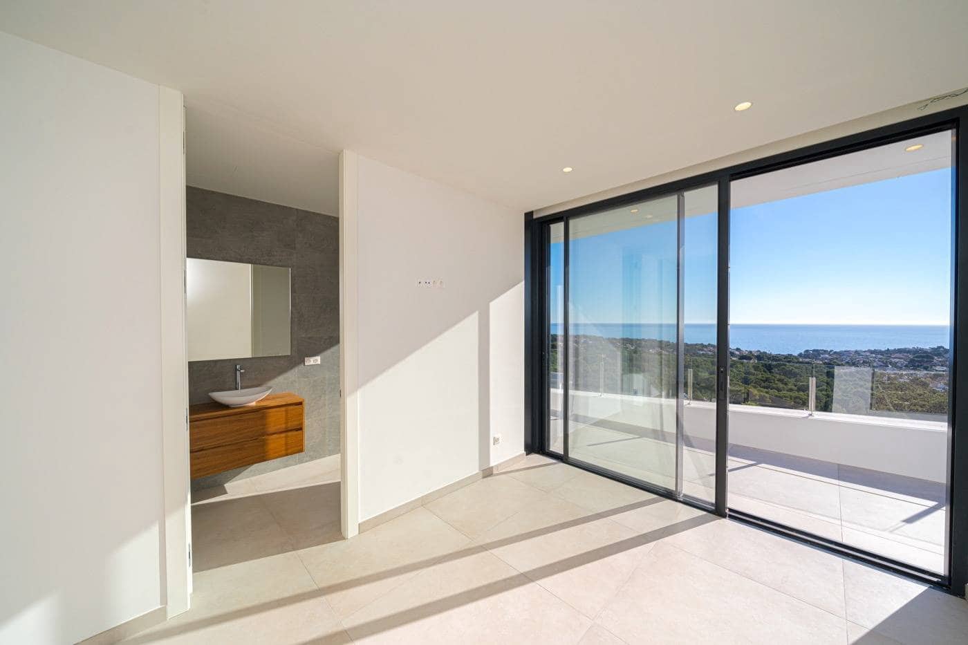 4 soverom Villa til salgs i Benissa med svømmebasseng garasje - € 2 900 000 (Ref: 7332469)