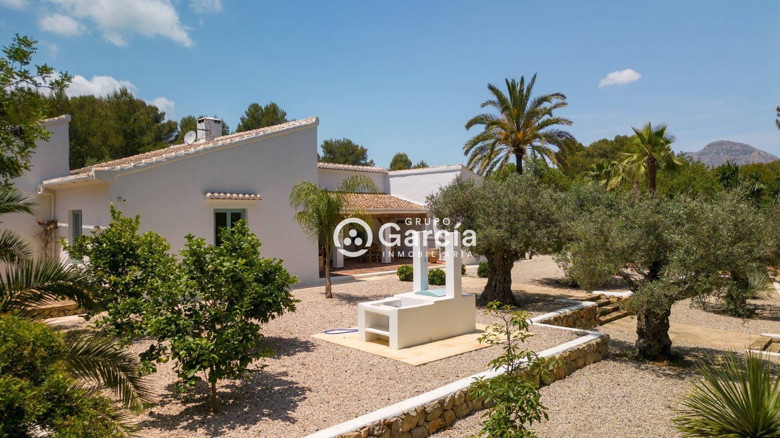 8 bedroom Villa for sale in Javea / Xabia with pool garage - € 2,510,000 (Ref: 7652795)