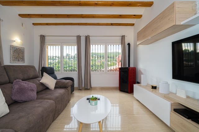 5 soverom Villa til salgs i Orba med svømmebasseng garasje - € 499 000 (Ref: 7720809)