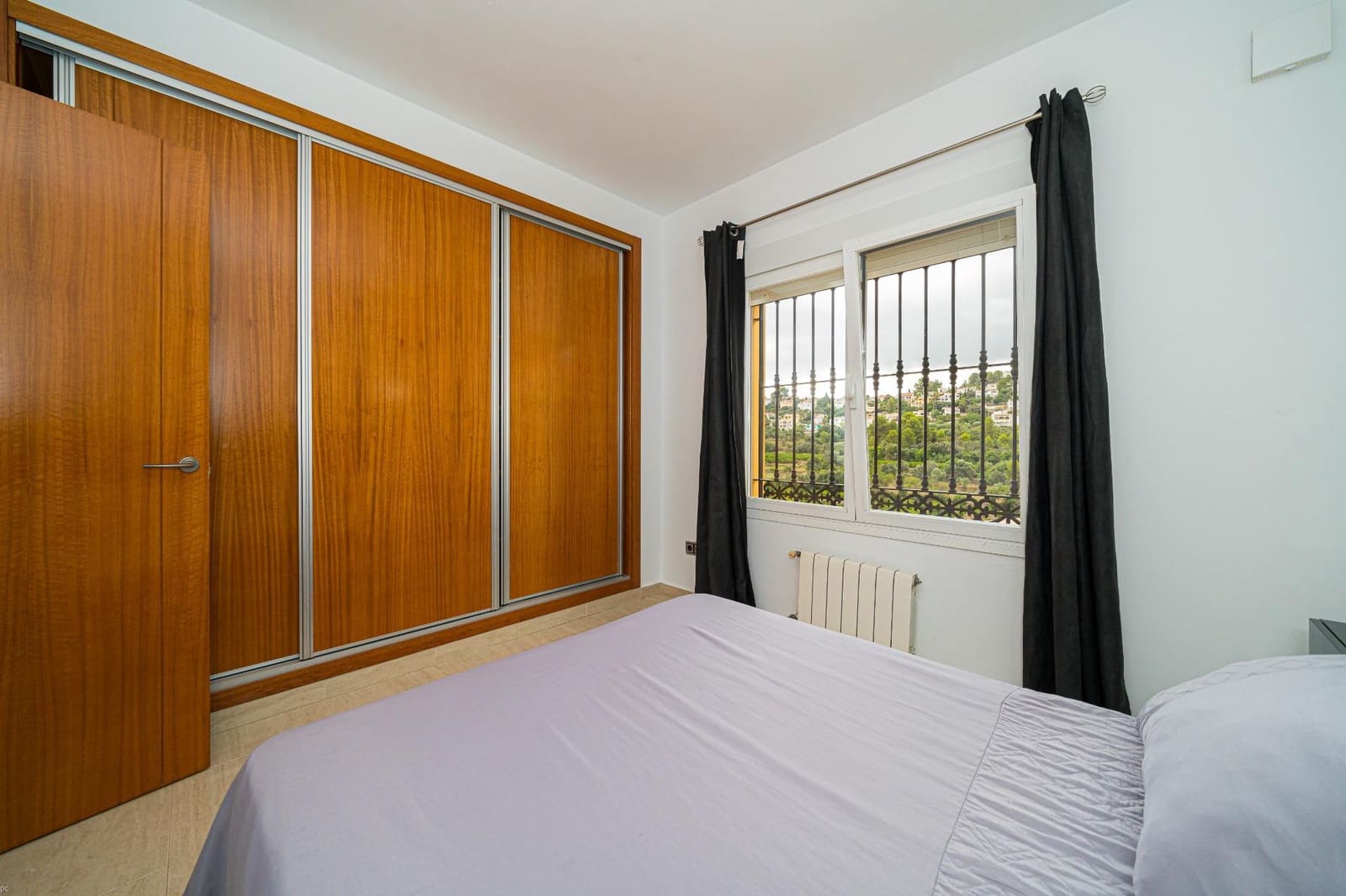 Chalet de 5 habitaciones en Orba en venta con piscina garaje - 499.000 € (Ref: 7720809)