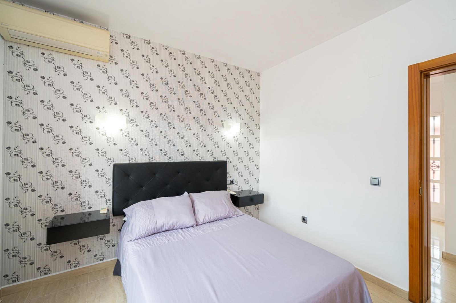 Chalet de 5 habitaciones en Orba en venta con piscina garaje - 499.000 € (Ref: 7720809)