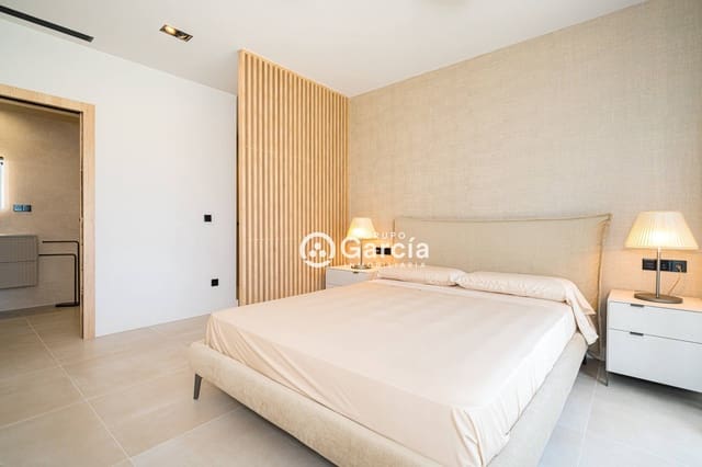 3 soveværelse Villa til salg i La Xara - La Sella, Dénia med swimmingpool - € 1.600.000 (Ref: 7739312)