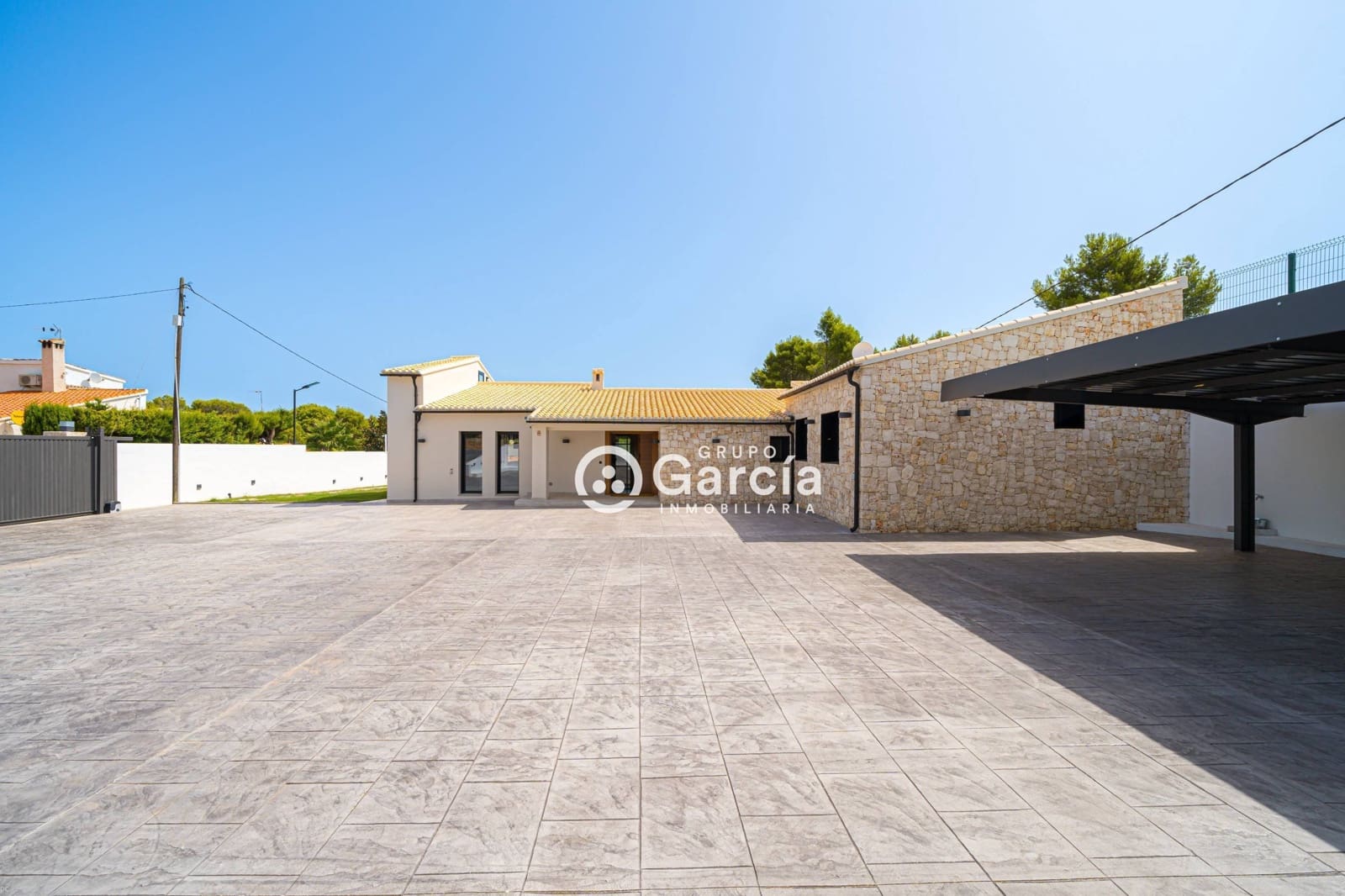 3 soveværelse Villa til salg i Denia med swimmingpool - € 1.600.000 (Ref: 7739312)